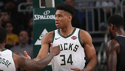 Τα highlights του Αντετοκούνμπο (video)