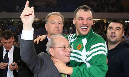 Αποθεώνουν Θανάση Γιαννακόπουλο οι Λιθουανοί του Παναθηναϊκού