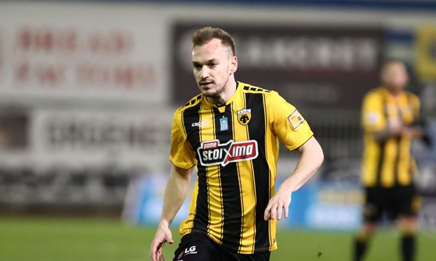 Μπακάκης: «Αντέχω!»