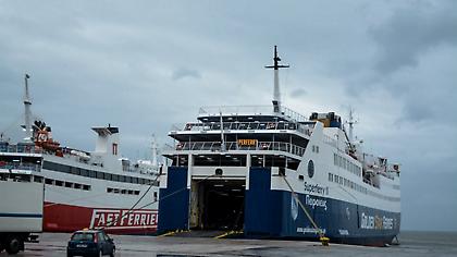 Σε ισχύ το απαγορευτικό απόπλου λόγω των θυελλωδών ανέμων