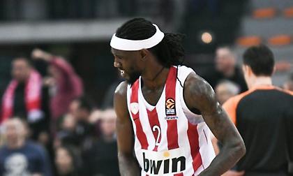 Ο συγκλονιστικός Γουέμπερ δεν μπόρεσε να… σώσει τον Ολυμπιακό! (video)