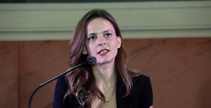 Αχτσιόγλου: Κατάργηση ηλικιακών περιορισμών στις συντάξεις χηρείας