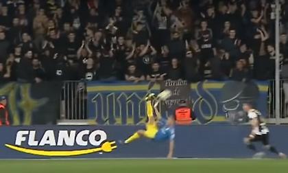 Απίθανο γκολ με ανάποδο ψαλίδι στη Ρουμανία (video)