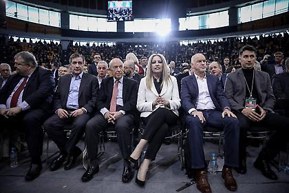 Το στιγμιότυπο Παπανδρέου – Βενιζέλου που συζητήθηκε πολύ