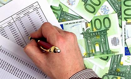 Έτσι μπορείτε να μπλοκάρετε τις κατασχέσεις της εφορίας