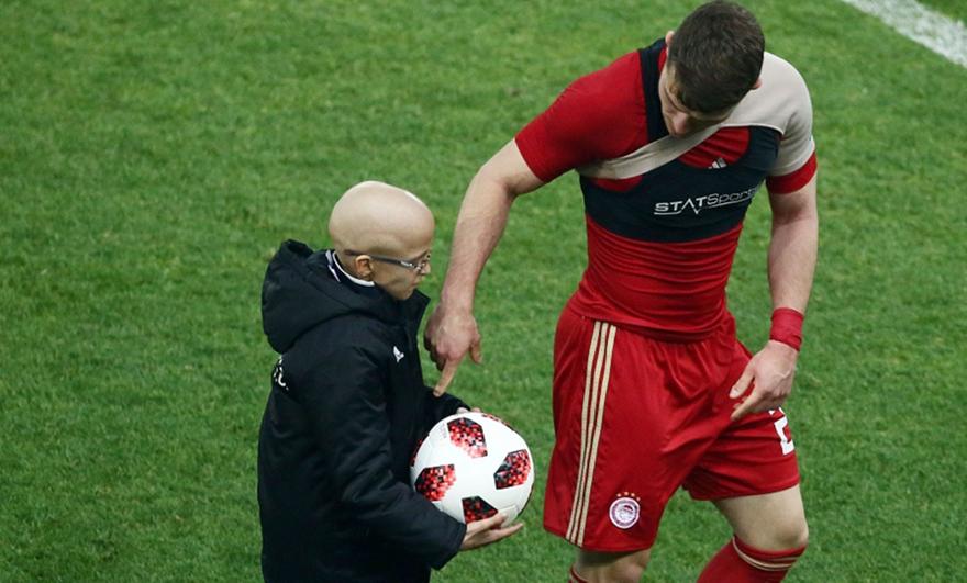 Σταματέλος: «Τέτοιες στιγμές το ποδόσφαιρο περνάει σε δεύτερη μοίρα»