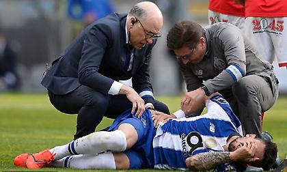 Αμφίβολος για Λίβερπουλ ο Τέλες που τραυματίστηκε σε... εκτέλεση πέναλτι (video)