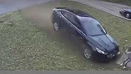 Αυτοκίνητο «εμβόλισε» 9χρονη στις ΗΠΑ αλλά το κοριτσάκι γλίτωσε