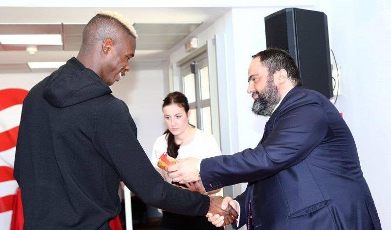 Είναι νέος Ρέτσος: Αυτή η ομάδα δίνει 10 εκατ. για άσο του Ολυμπιακού!