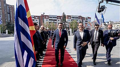 Ξέχασε το αεροδρόμιο «Μακεδονία» της Θεσσαλονίκης ο Τσίπρας; Προβληματισμός από την αναφορά στη Μίκρ