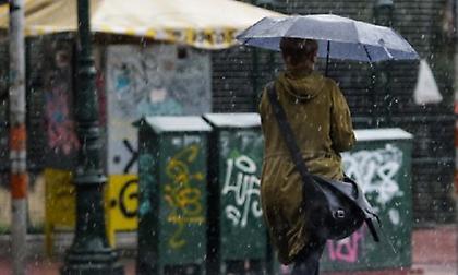 Ερχονται βροχές, καταιγίδες, σκόνη: Πότε χαλάει ξανά ο καιρός