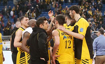 Με Ξανθόπουλο και Θίοντορ η δωδεκάδα της ΑΕΚ!