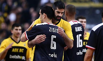 Αποθεώθηκε ο Ζήσης στο ΟΑΚΑ