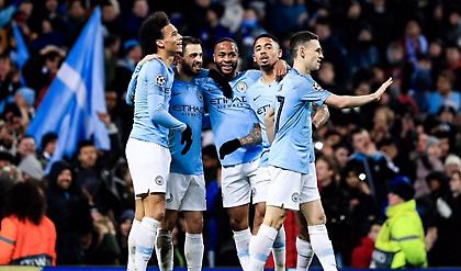 Τεράστιος Στέρλινγκ: Πλήρωσε μεταφορικά και εισιτήρια του ημιτελικού για 550 παιδιά!