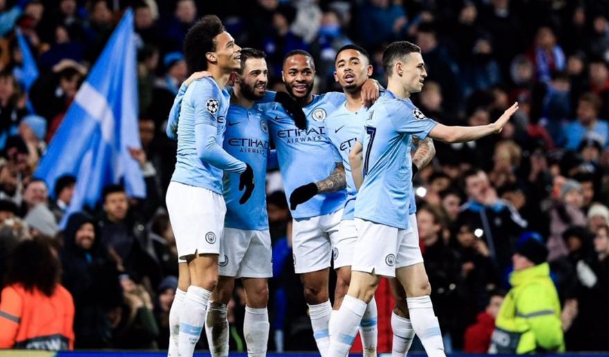 Τεράστιος Στέρλινγκ: Πλήρωσε μεταφορικά και εισιτήρια του ημιτελικού για 550 παιδιά!