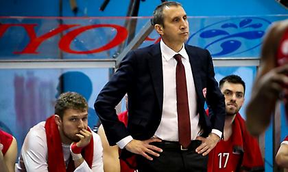 Μπλατ: «Εκτός μέχρι νεωτέρας ο Στρέλνιεκς»