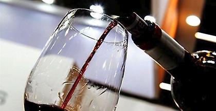 Μύθος ότι το αλκοόλ προστατεύει από εγκεφαλικό