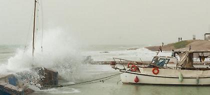 Καταιγίδες, χαλάζι και αφρικανική σκόνη φέρνει η κακοκαιρία -Εντονα φαινόμενα σε Κρήτη και Αττική