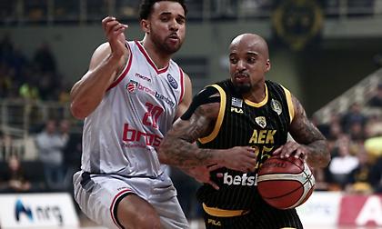 Εκτός πάλι ο Θίοντορ, μέσα ο Ξανθόπουλος