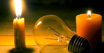 Χωρίς ρεύμα αρκετές περιοχές της Αττικής εξαιτίας της κακοκαιρίας