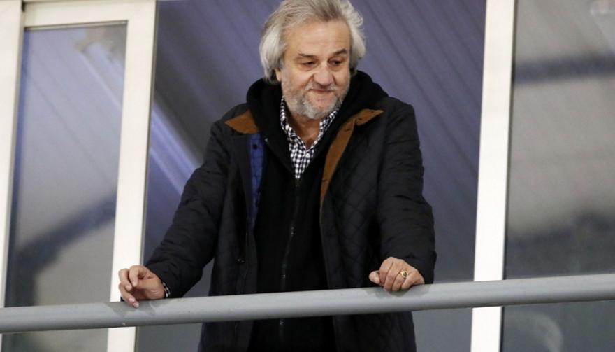 Ούτε Ολυμπιακός, ούτε ΑΕΚ: Εκεί τον δίνει ο Κομπότης με πολλά λεφτά!