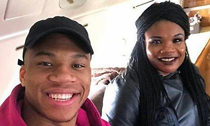 Οι ευχές του Αντετοκούνμπο στη μητέρα του (pic)