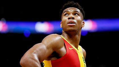 Η νέα MVP εμφάνιση του Αντετοκούνμπο (video)