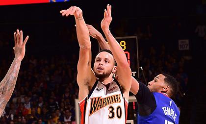 Πρωτιά για Γουόριορς, «κλείδωσαν» τα playoffs Νετς και Μάτζικ