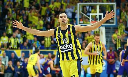 CLUTCH Σλούκας: Η συνήθεια που έγινε λατρεία (videos)