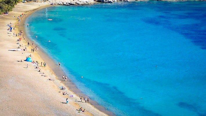 Το υποτιμημένο ελληνικό νησί που αν είχε αεροδρόμιο θα ‘χε ξεπεράσει την Μύκονο (pics)