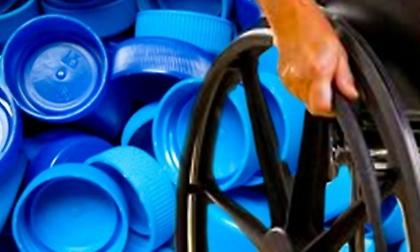 Απάνθρωποι έκλεψαν το ηλεκτρονικό αμαξίδιο παραπληγικού την ώρα που πήγε να κοινωνήσει