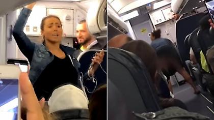 Μεθυσμένη επιβάτης δείχνει σε όλο το αεροπλάνο τον πισινό της, προτού την πετάξουν έξω από την πτήση