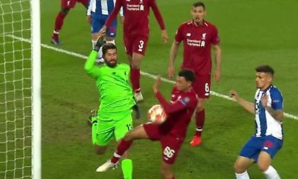 Το πέναλτι που ζήτησε η Πόρτο σε χέρι του Αλεξάντερ-Άρνολντ! (video)