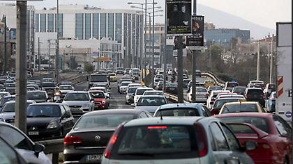 Κίνηση: Κυκλοφοριακό κομφούζιο σε κέντρο, Κηφισίας, Συγγρού και Κατεχάκη