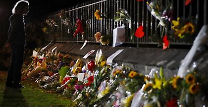 Η Νέα Ζηλανδία αλλάζει τη νομοθεσία για τα όπλα μετά το Κράιστσερτς