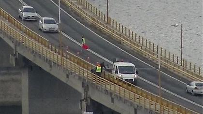 Αυτοκτόνησε πηδώντας από τη γέφυρα των Σερβίων