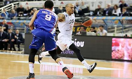 Υπέταξε τον Πανιώνιο και «βλέπει» τετράδα ο ΠΑΟΚ