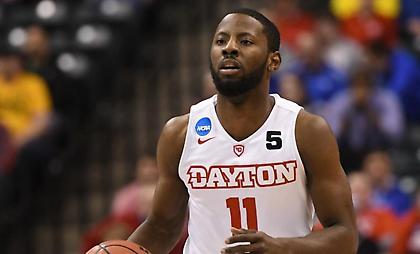 Έφερε Σκούτσι Σμιθ ως αντι-Χάροου το Περιστέρι