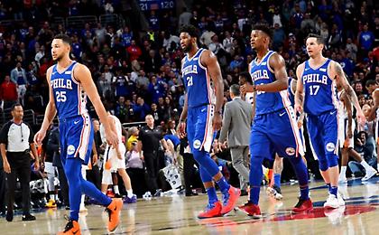 Όλοι οι βασικοί εκτός στο φινάλε των Σίξερς