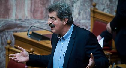 Απίθανη ανάρτηση Πολάκη για Βενιζέλο