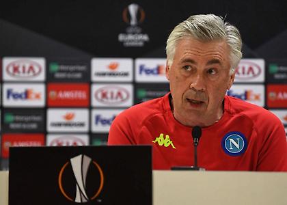 Αντσελότι: «Με τον Βενγκέρ μιλάμε μόνο για... κρασί και φαγητό»