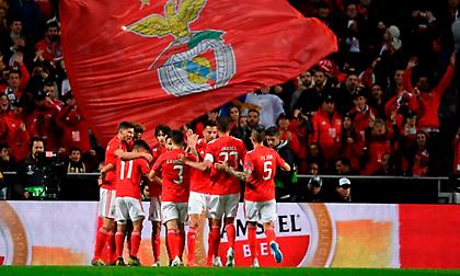 «Έλαμψε» ο Ζοάο Φέλιξ αλλά η πρόκριση θα κριθεί στη Φρανκφούρτη...