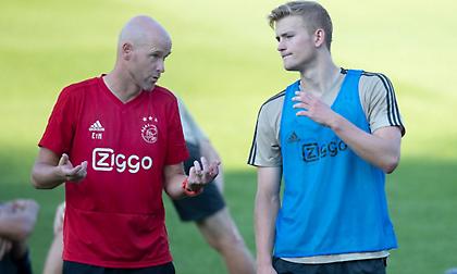 Τεν Χαγκ: «Δεν μένει στον Άγιαξ ο ντε Λιχτ, θα πάει Μπάγερν ή Μπαρτσελόνα»