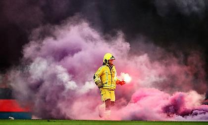 Χαμός στο Σταντάρ-Άντερλεχτ και διακοπή!