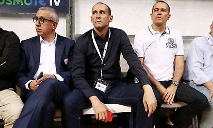 Κάποιος να σταματήσει την κατρακύλα του Ολυμπιακού