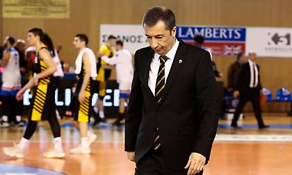 Μπάνκι: «Απαράδεκτοι στο πρώτο ημίχρονο, είμαστε ακόμα στην αγορά»