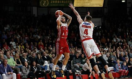 Ανατροπή και «διπλό» για την Αρμάνι!