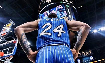 Κεμ Μπιρτς: Η καθιέρωση στους Μάτζικ και οι οικονομικές οφειλές από την Ευρώπη