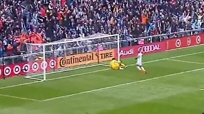 Τερματοφύλακας κάνει την γκάφα της δεκαετίας