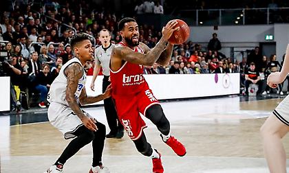 Κατοστάρα στη… γιορτή του Ζήση για την Μπάμπεργκ!